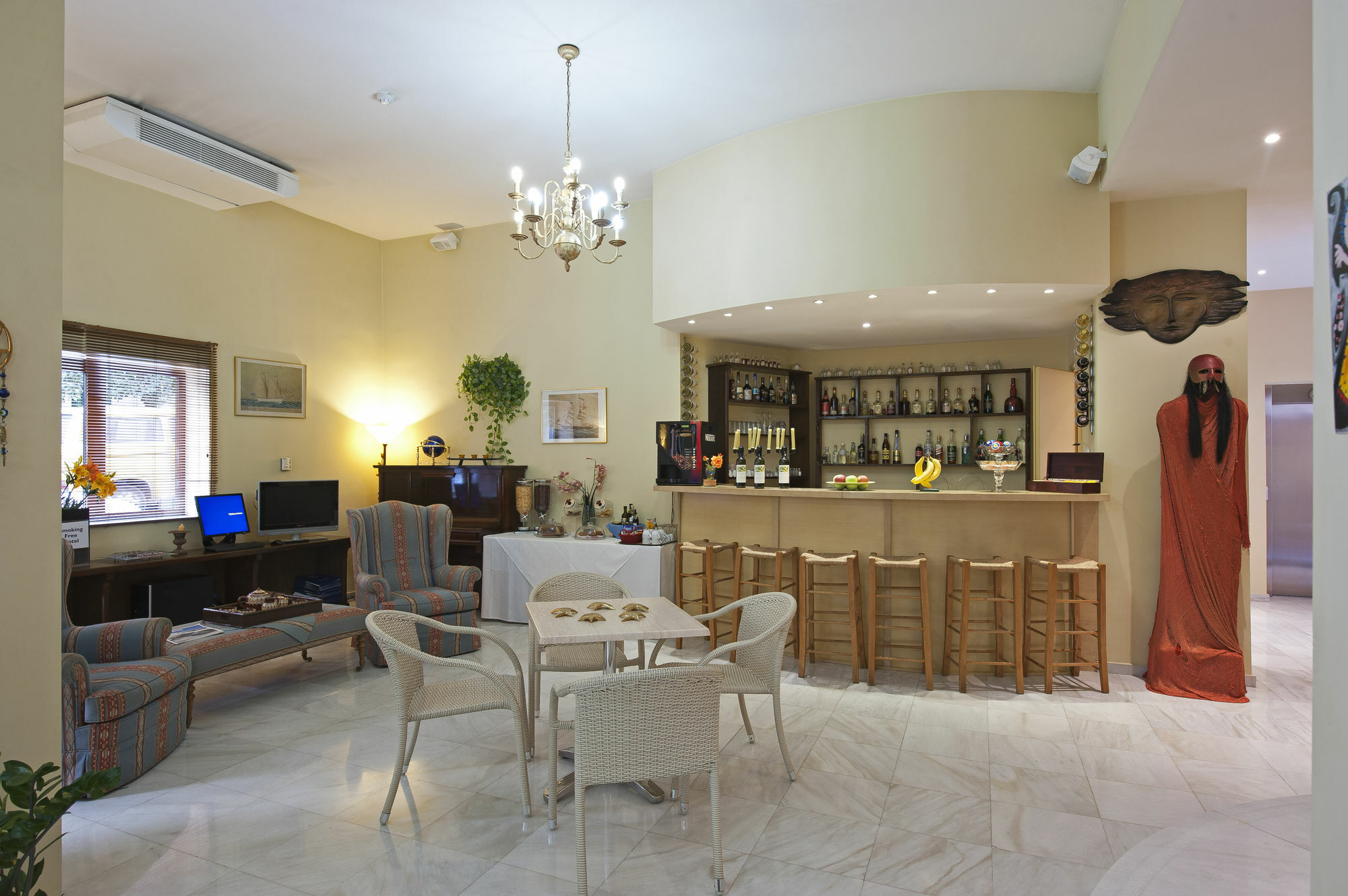 Efplias Hotel Apartments Piraeus Exterior photo