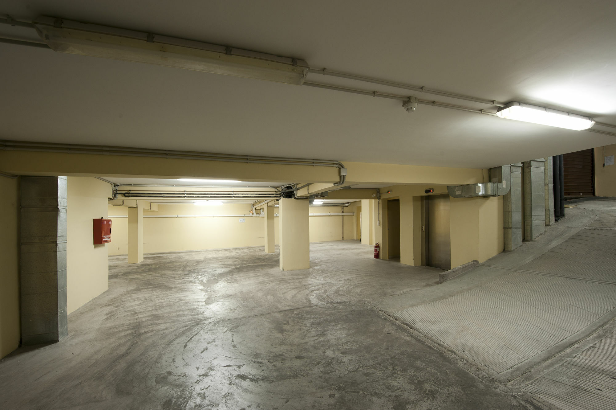 Efplias Hotel Apartments Piraeus Exterior photo